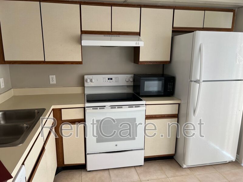 2/2 Villa at Osceola Parkway! Available Now! property image