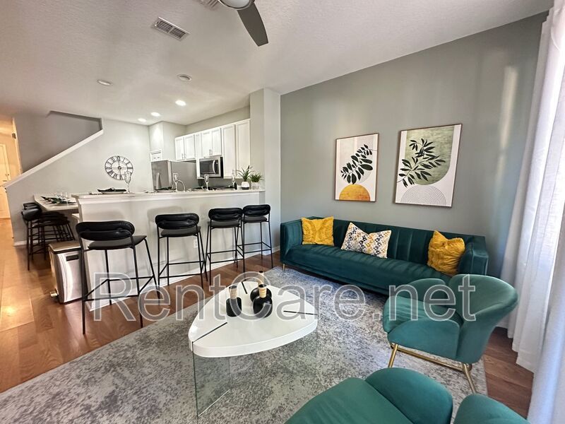 Kissimmee - Beautiful Fully Furnished and decorated Townhome Ready NOW property image