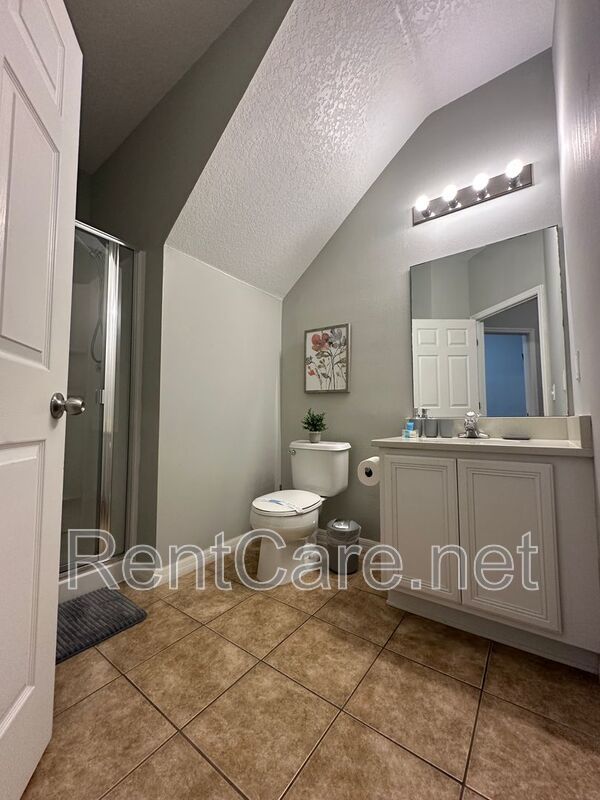 Kissimmee - Beautiful Fully Furnished and decorated Townhome Ready NOW property image