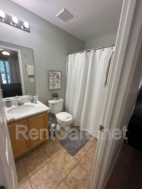 Kissimmee - Beautiful Fully Furnished and decorated Townhome Ready NOW property image