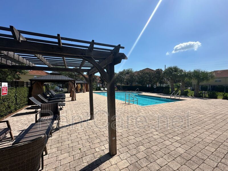 Kissimmee - Beautiful Fully Furnished and decorated Townhome Ready NOW property image