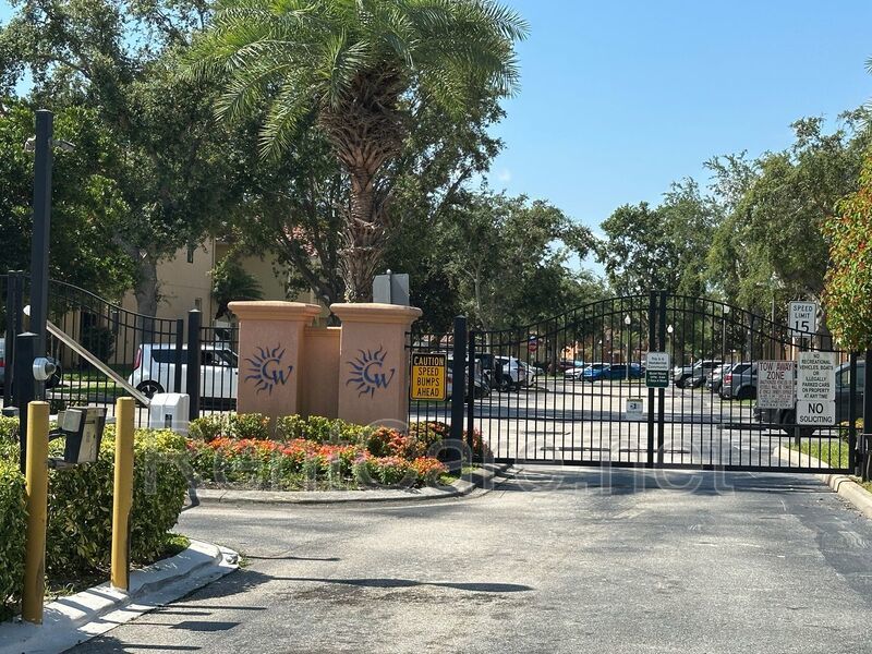 Kissimmee - Beautiful Fully Furnished and decorated Townhome Ready NOW property image