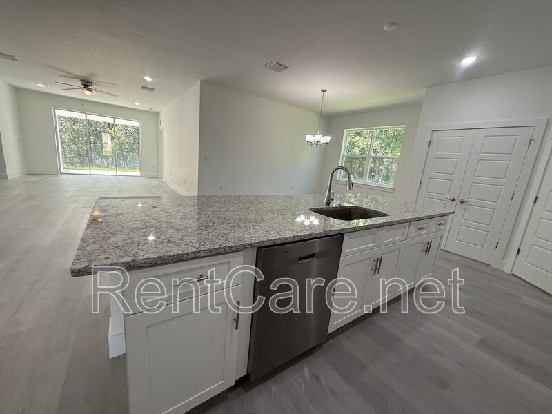 FREE last month rent!  New Construction Home in the growing Citrus County! property image