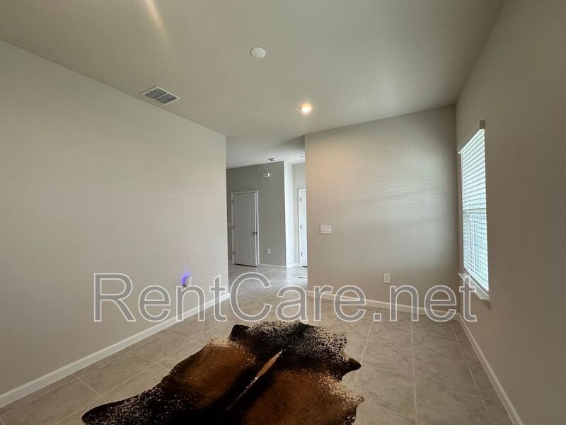 Beautiful Home For Rent in Apopka! property image