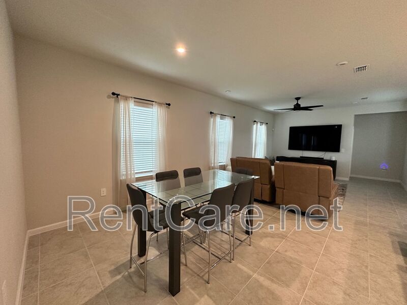 Beautiful Home For Rent in Apopka! property image
