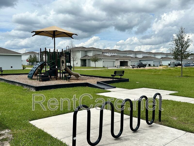 Beautiful Home For Rent in Apopka! property image