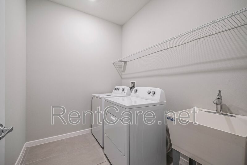 Stunning 4/2 close to Lake Nona!! property image