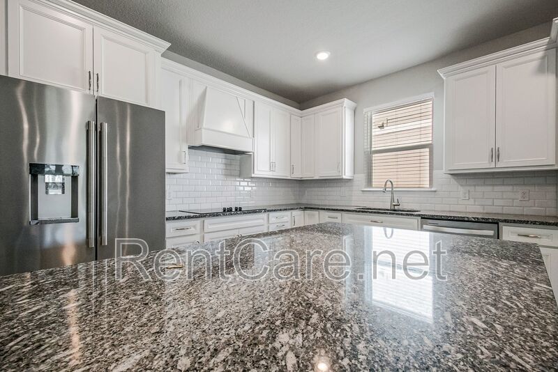 Stunning 4/2 close to Lake Nona!! property image