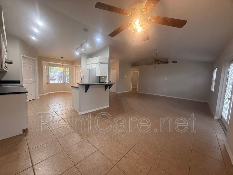 Winter Haven spacious 3/2 near Legoland! Available Now! property image
