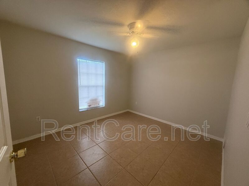 Winter Haven spacious 3/2 near Legoland! Available Now! property image