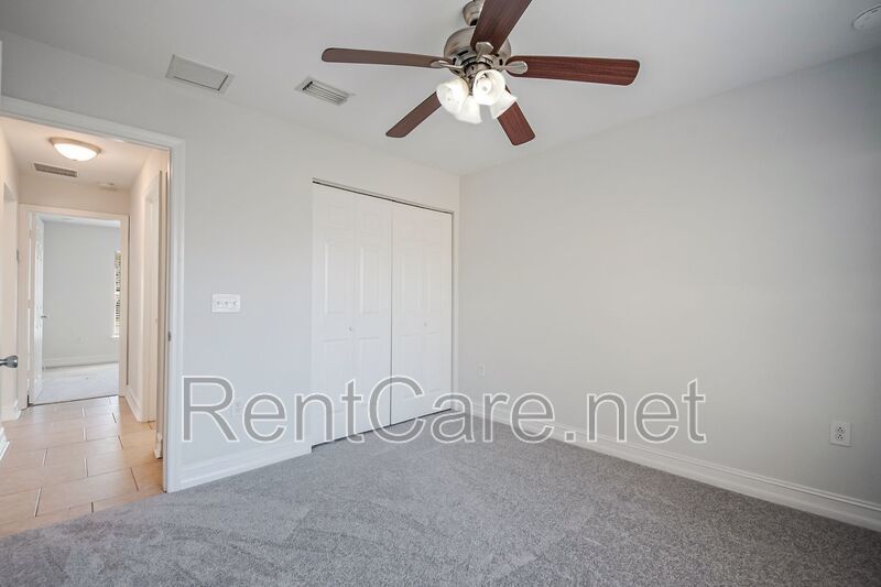 Spacious 3/2 home in Oviedo, just minutes to UCF.  Fresh paint and new carpet! No HOA! property image