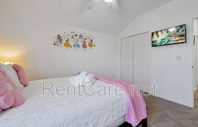 Stunning Fully Furnished and Decorated home in Davenport with Private Pool! property image