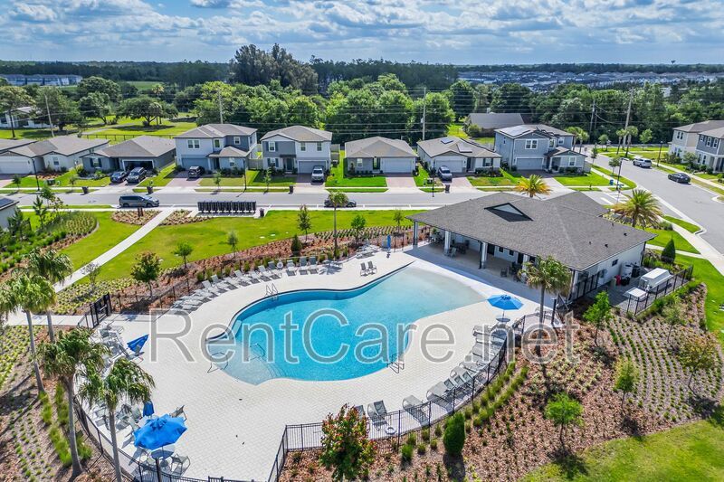 Brand New 4/2.5 House with Loft & 2 Car Garage at Prime Location! property image