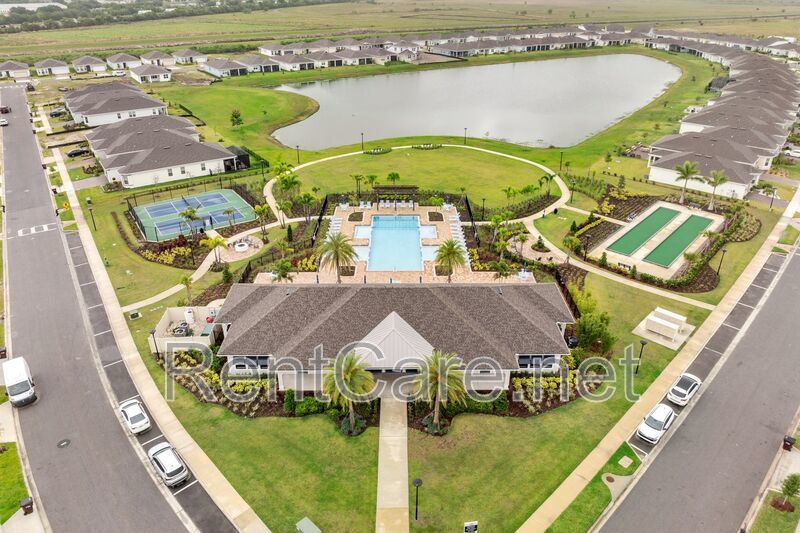 Beautiful 2/2 Villa with Office in Tohoqua in Kissimme a 55 plus community! Available Now! property image