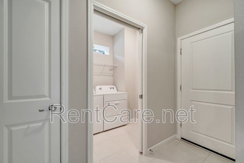 Beautiful 2/2 Villa with Office in Tohoqua in Kissimme a 55 plus community! Available Now! property image