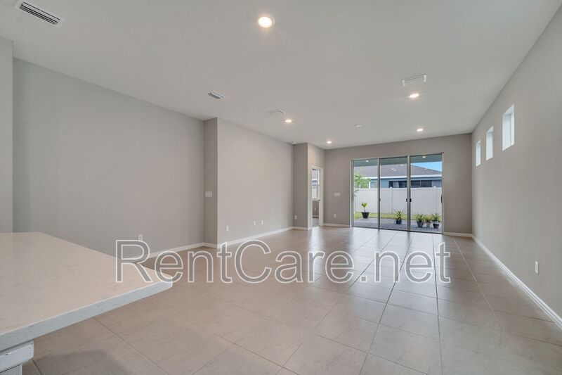 Beautiful 2/2 Villa with Office in Tohoqua in Kissimme a 55 plus community! Available Now! property image