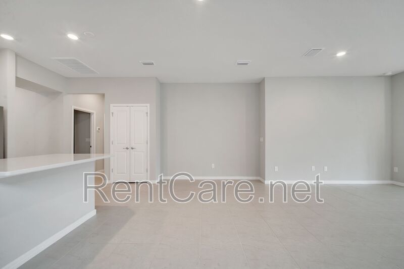 Beautiful 2/2 Villa with Office in Tohoqua in Kissimme a 55 plus community! Available Now! property image