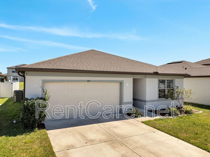 Lovely 4/2 in Davenport! Available now! property image