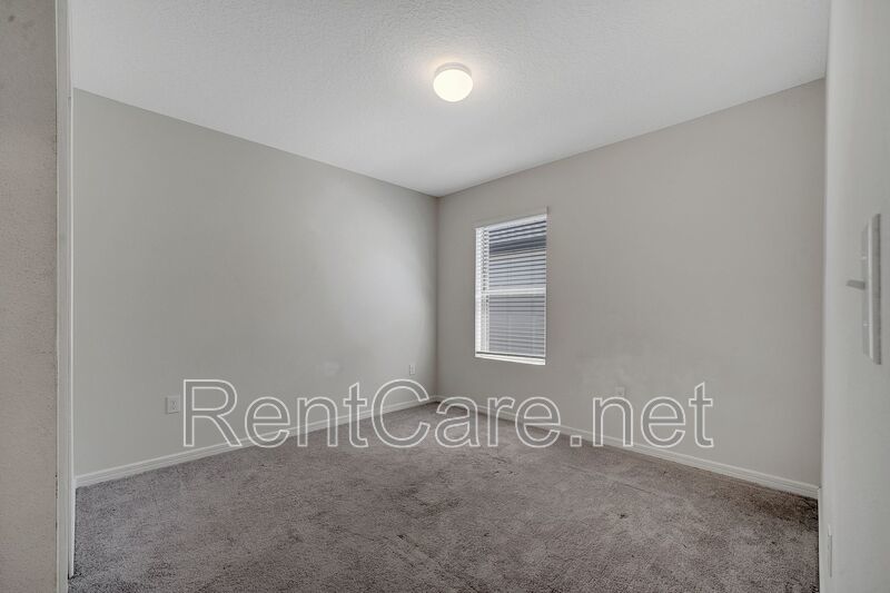 Lovely 4/2 in Davenport! Available now! property image