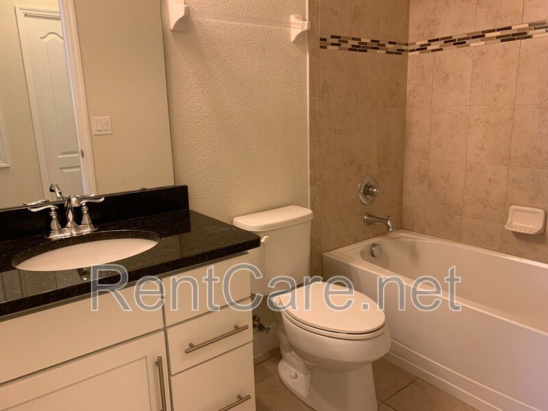 Beautiful 4/3 with fenced yard in Hunters Creek! Available August 2026 property image