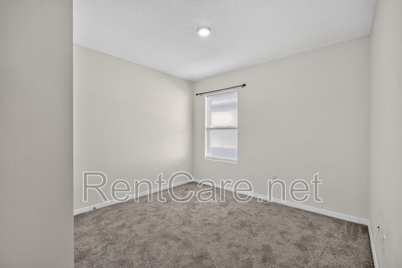 Beautiful 4/2 in St. Cloud with Solar Panels!! Available Now! property image