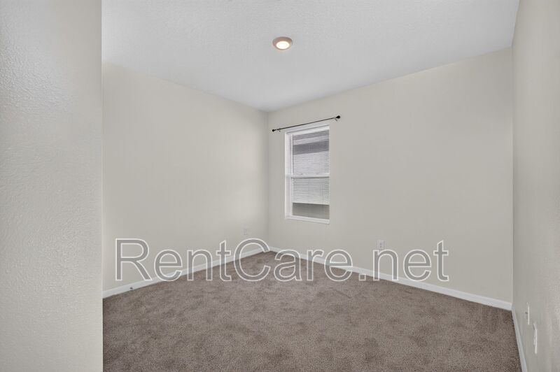 Beautiful 4/2 in St. Cloud with Solar Panels!! Available Now! property image