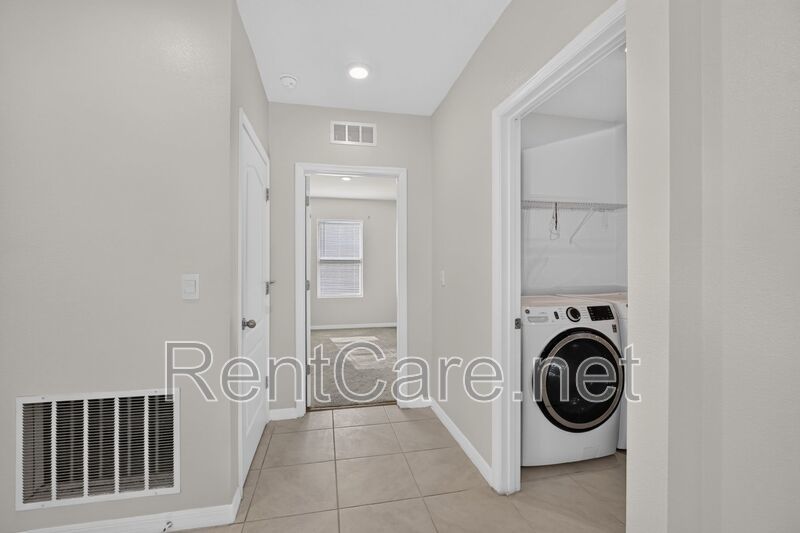 Beautiful 4/2 in St. Cloud with Solar Panels!! Available Now! property image