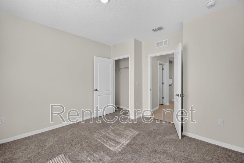 Beautiful 4/2 in St. Cloud with Solar Panels!! Available Now! property image