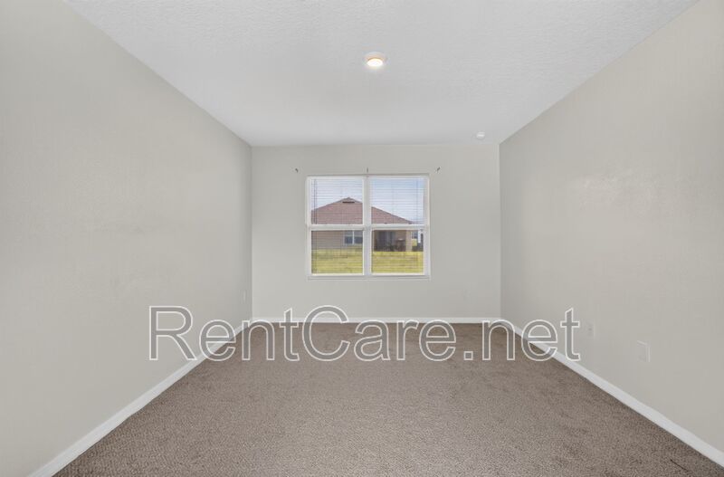 Beautiful 4/2 in St. Cloud with Solar Panels!! Available Now! property image