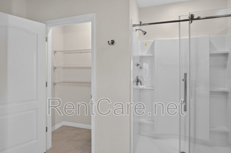 Beautiful 4/2 in St. Cloud with Solar Panels!! Available Now! property image