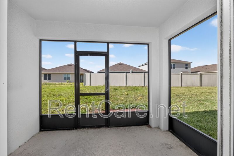 Beautiful 4/2 in St. Cloud with Solar Panels!! Available Now! property image