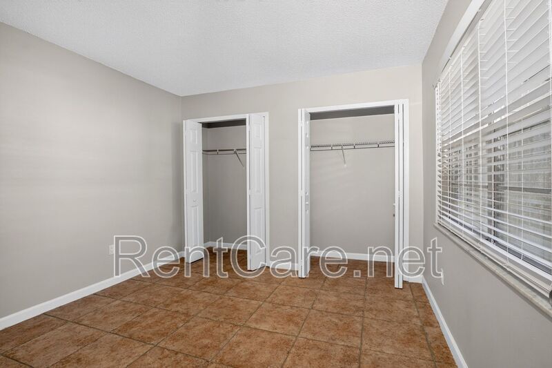 Well appointed 2/2  1st floor condo in beautiful Winter Garden. Available Now! property image