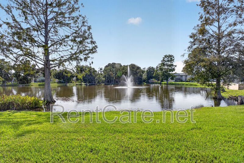 Well appointed 2/2  1st floor condo in beautiful Winter Garden. Available Now! property image