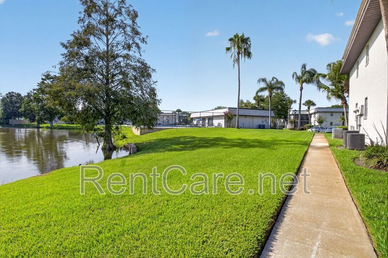 Well appointed 2/2  1st floor condo in beautiful Winter Garden. Available Now! property image