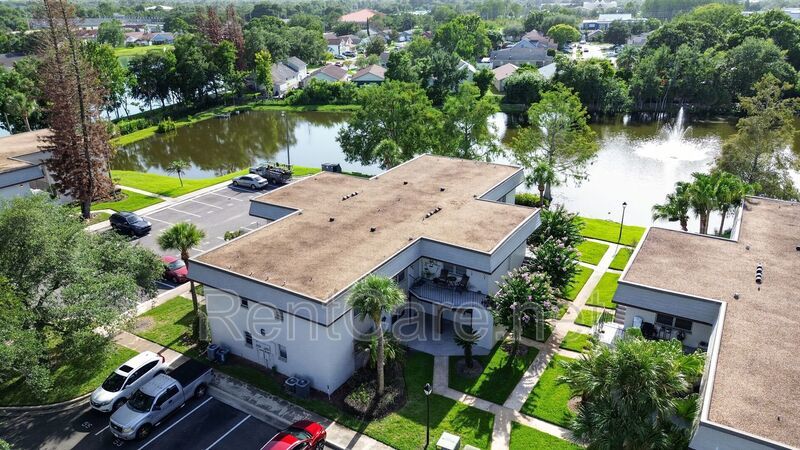 Well appointed 2/2  1st floor condo in beautiful Winter Garden. Available Now! property image