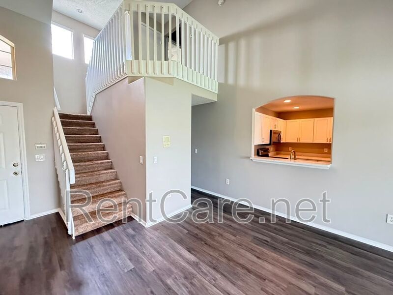 Spacious 3/2.5 Town Home in Meadow Woods! Available Now! property image
