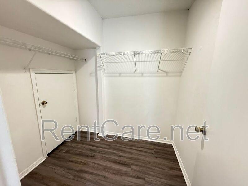 Spacious 3/2.5 Town Home in Meadow Woods! Available Now! property image
