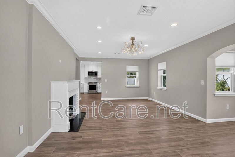 Stunning Historic 3/2 In the heart of Downtown Winter Garden! Available Now! property image