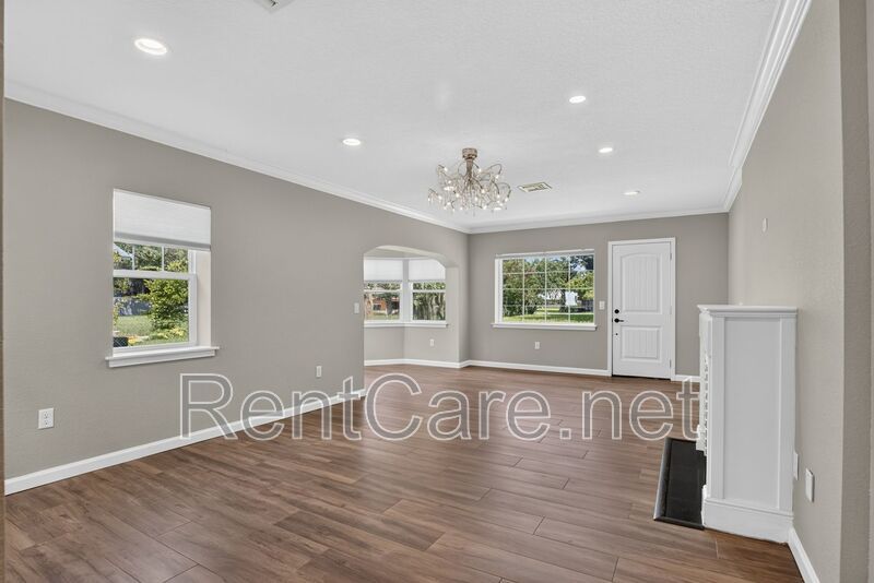 Stunning Historic 3/2 In the heart of Downtown Winter Garden! Available Now! property image