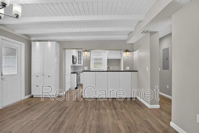 Stunning Historic 3/2 In the heart of Downtown Winter Garden! Available Now! property image