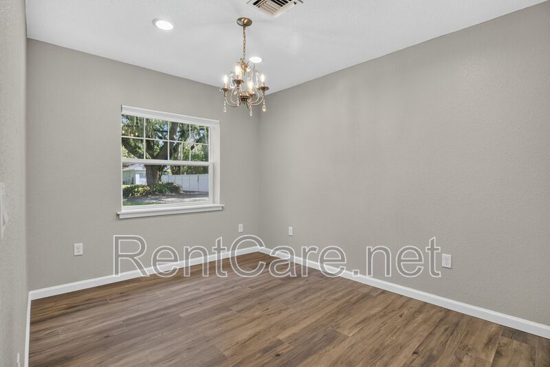 Stunning Historic 3/2 In the heart of Downtown Winter Garden! Available Now! property image